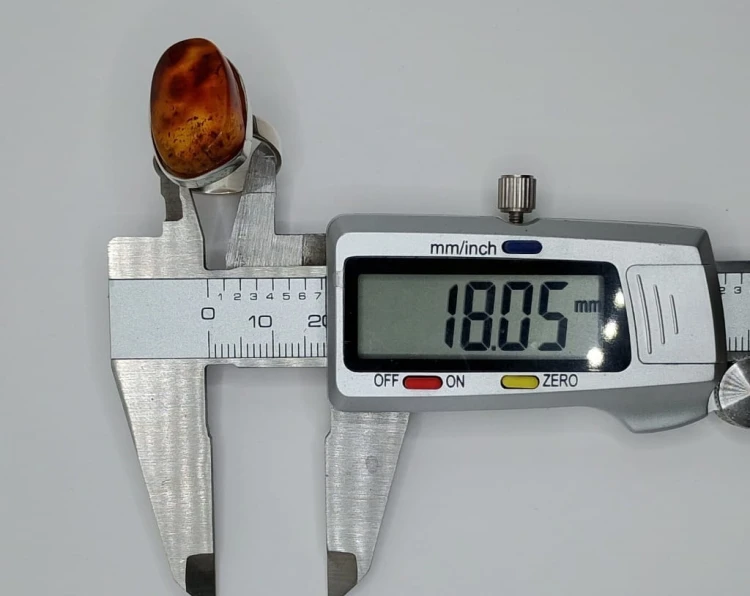 205.jpg