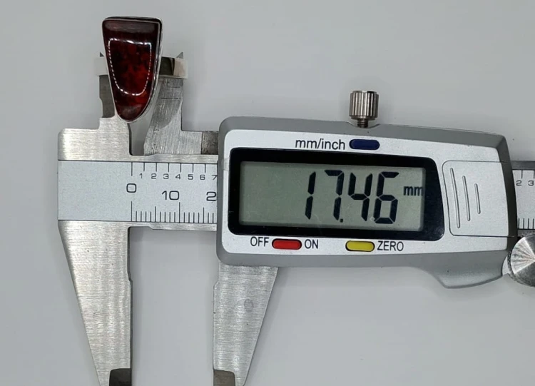 210.jpg